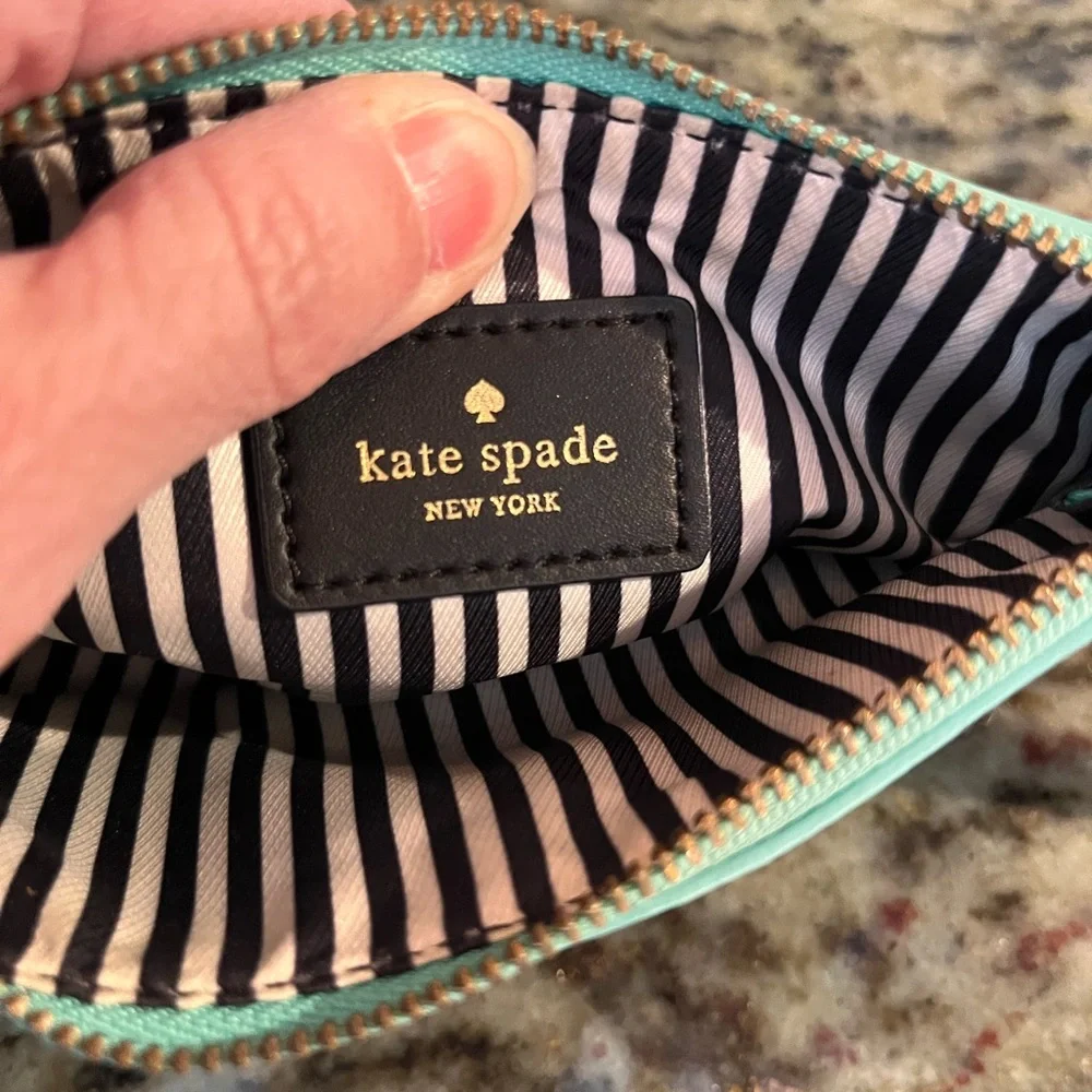 Kate Spade Leroy Sweet Bee Mint Green Leather Wristlet